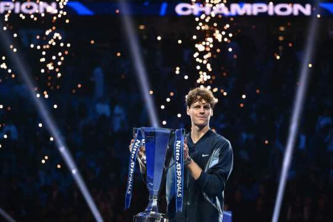 ATP总决赛翻盘美网,辛纳刷新纪录 ATP总决赛翻盘美网,辛纳刷新纪录