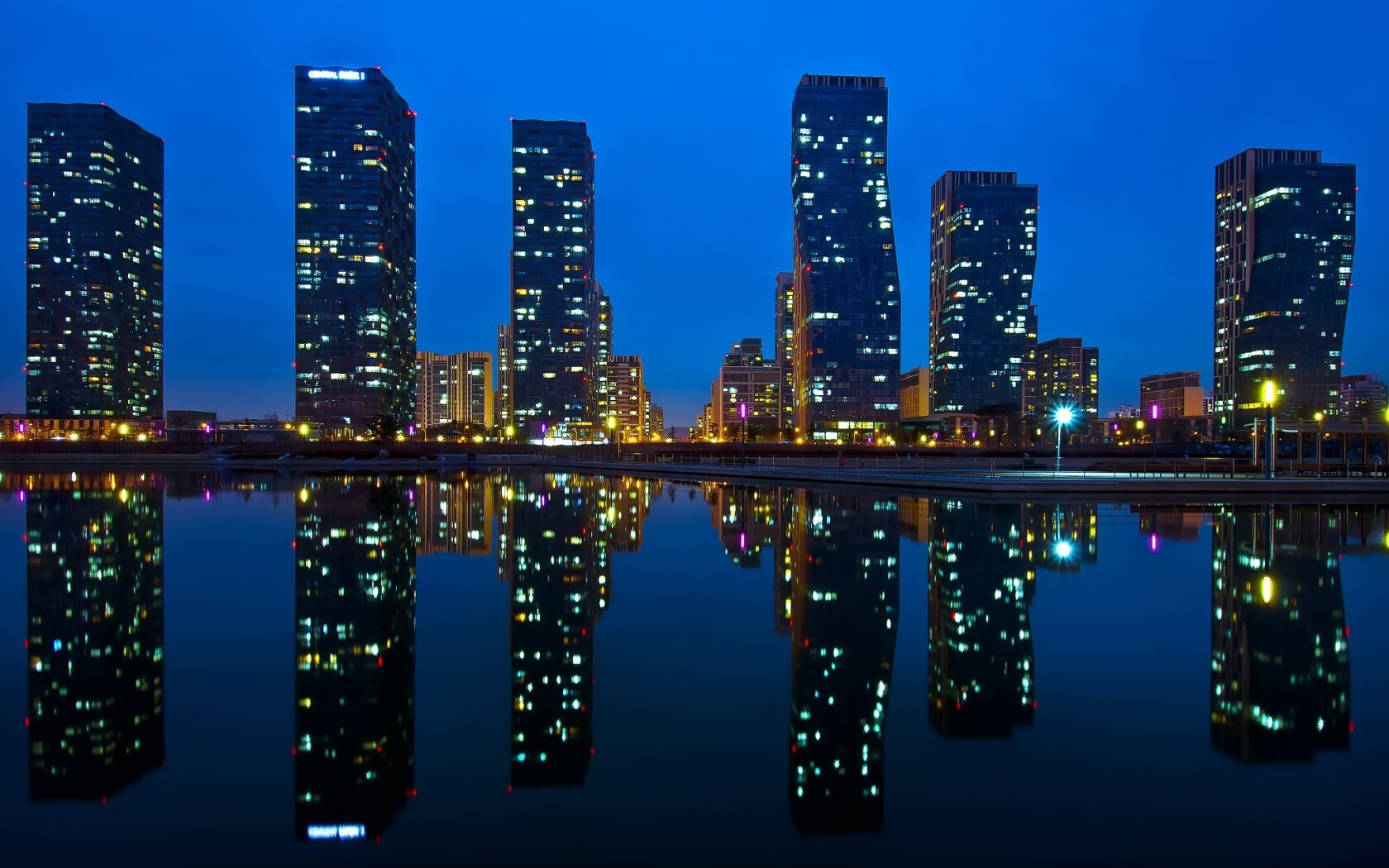 大师的序章,那个改变一切的欧冠之夜与年轻的节拍器