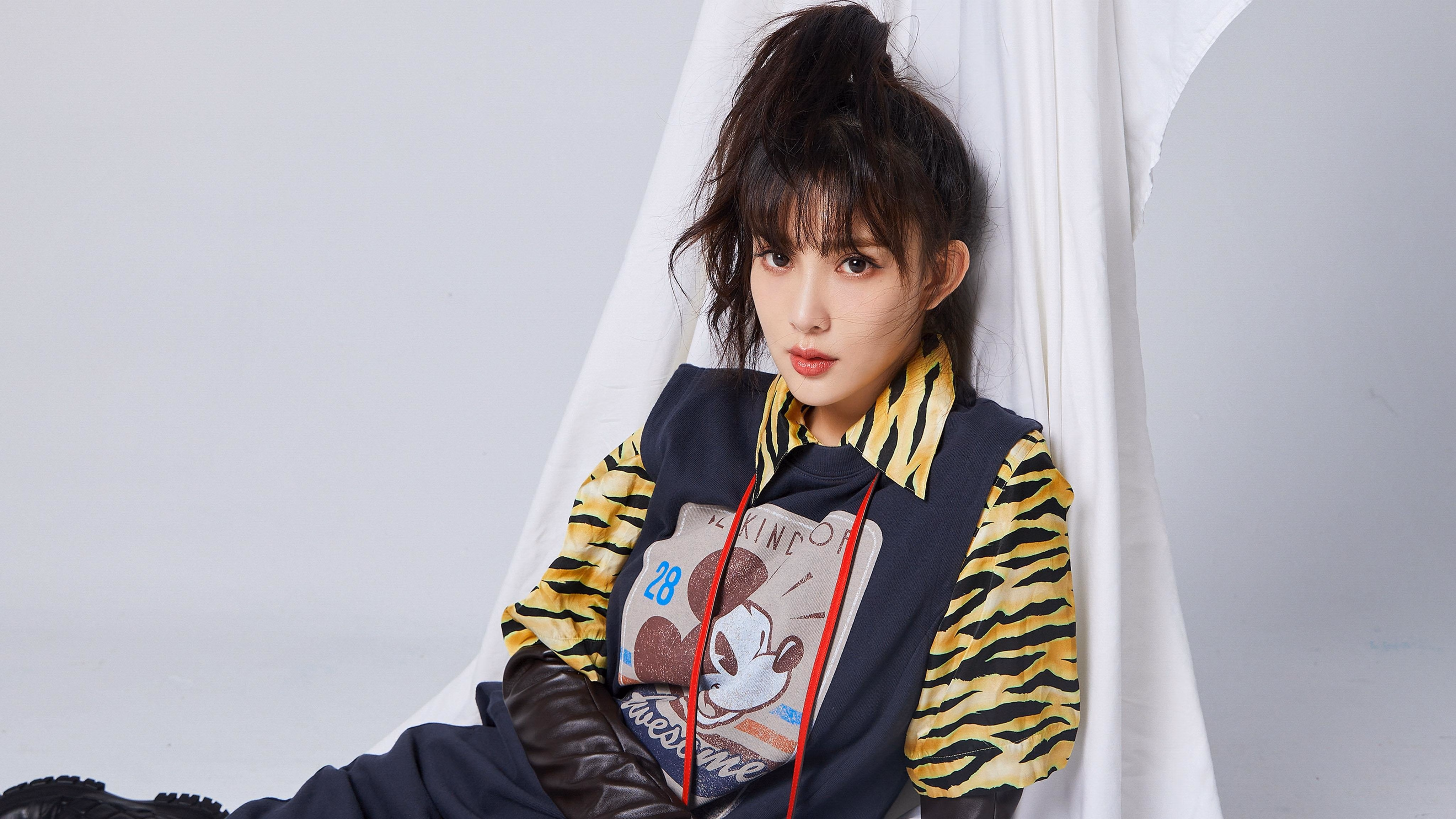 新纪元守护神！美国友谊赛巅峰对决，德里赫特一夫当关惊艳四座